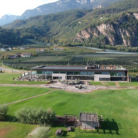 The Lodge Sporthotel - Golfclub Eppan Аппиано-Сулла-Страда-дель-Вино Экстерьер фото