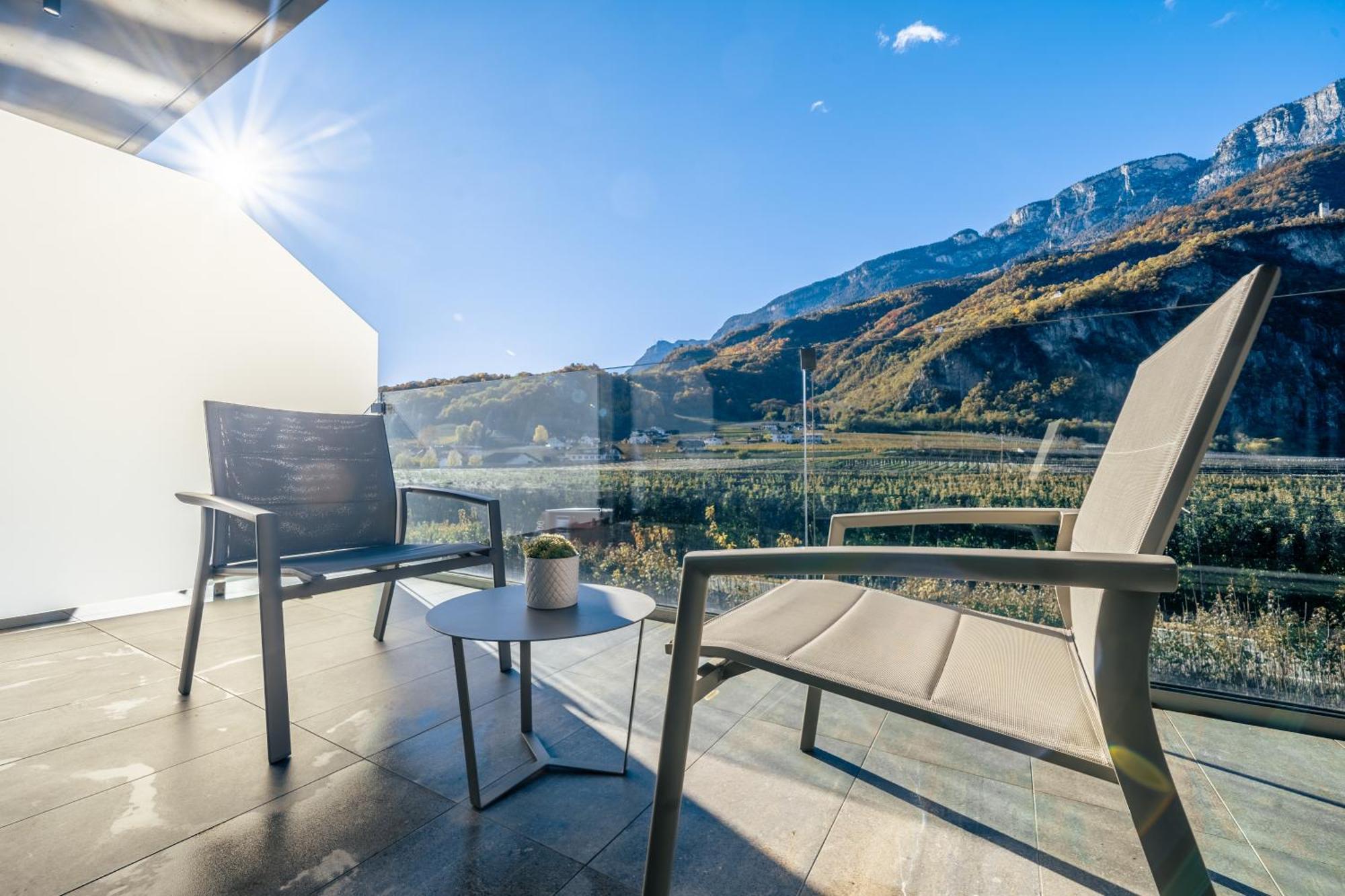 The Lodge Sporthotel - Golfclub Eppan Аппиано-Сулла-Страда-дель-Вино Экстерьер фото